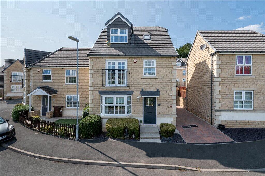 Main image of property: Jilling Ing Park, Dewsbury, West Yorkshire, WF12