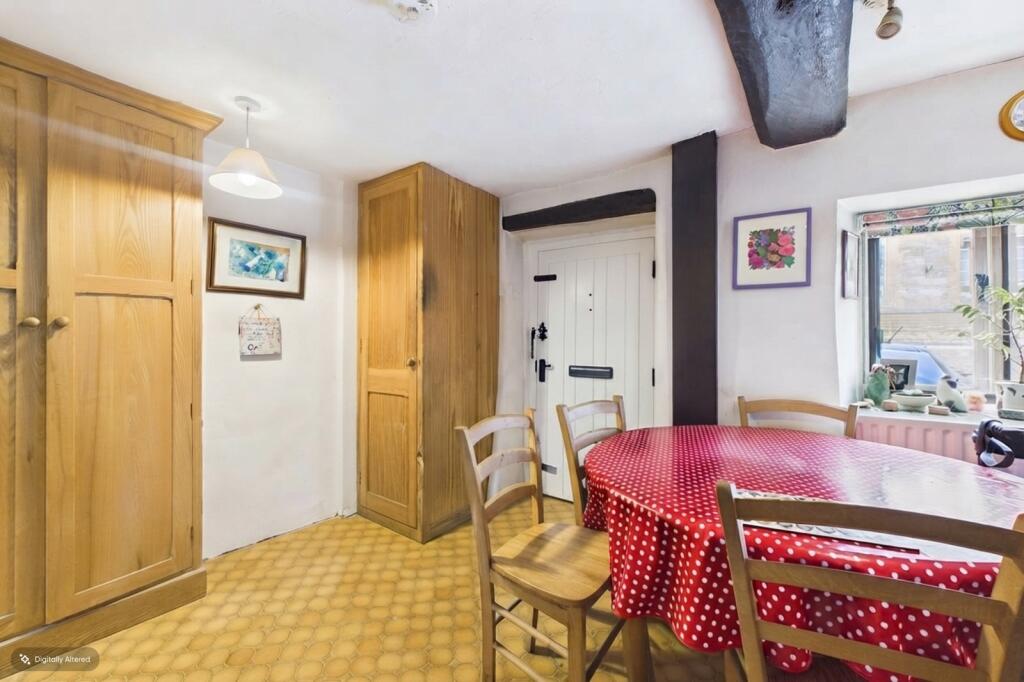 House in Oundle, North Northamptonshire - View 5