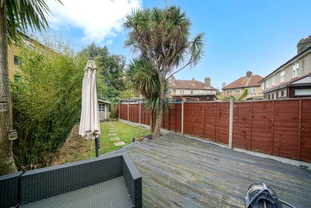 99 Hesperus Crescent photo 2