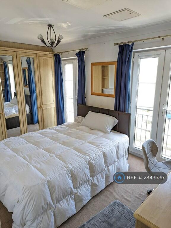 Main image of property: Regents Riverside, Reading, RG1