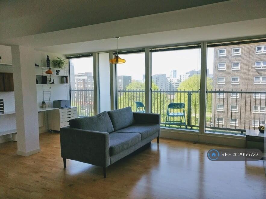 Main image of property: The Avenue, Leeds, LS9