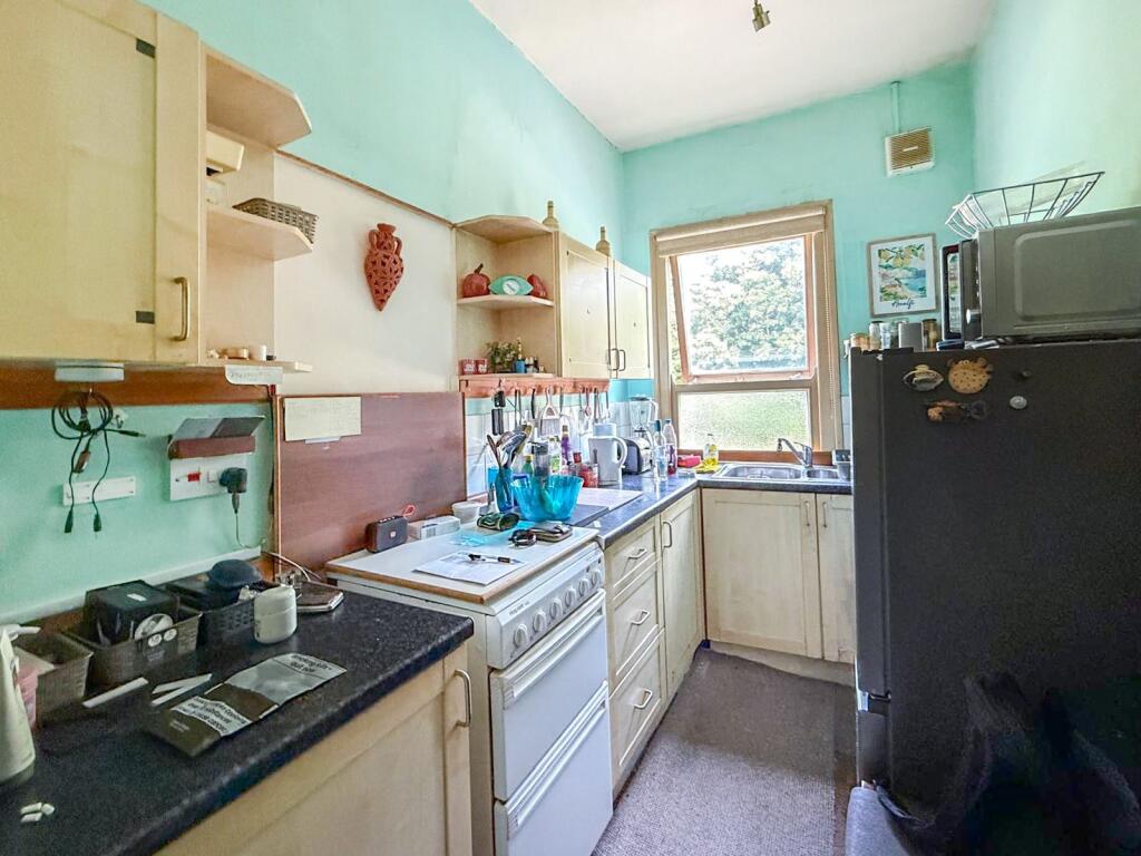 House in Hull, Kingston upon Hull - View 2