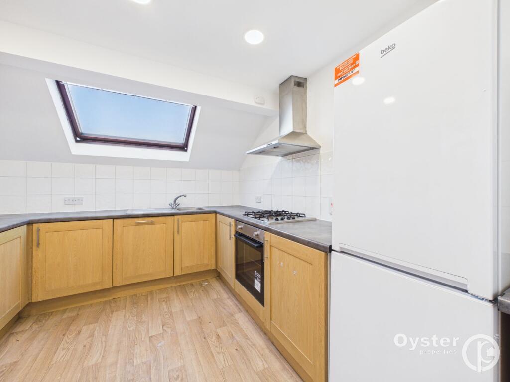 Apartment in Enfield - View 4