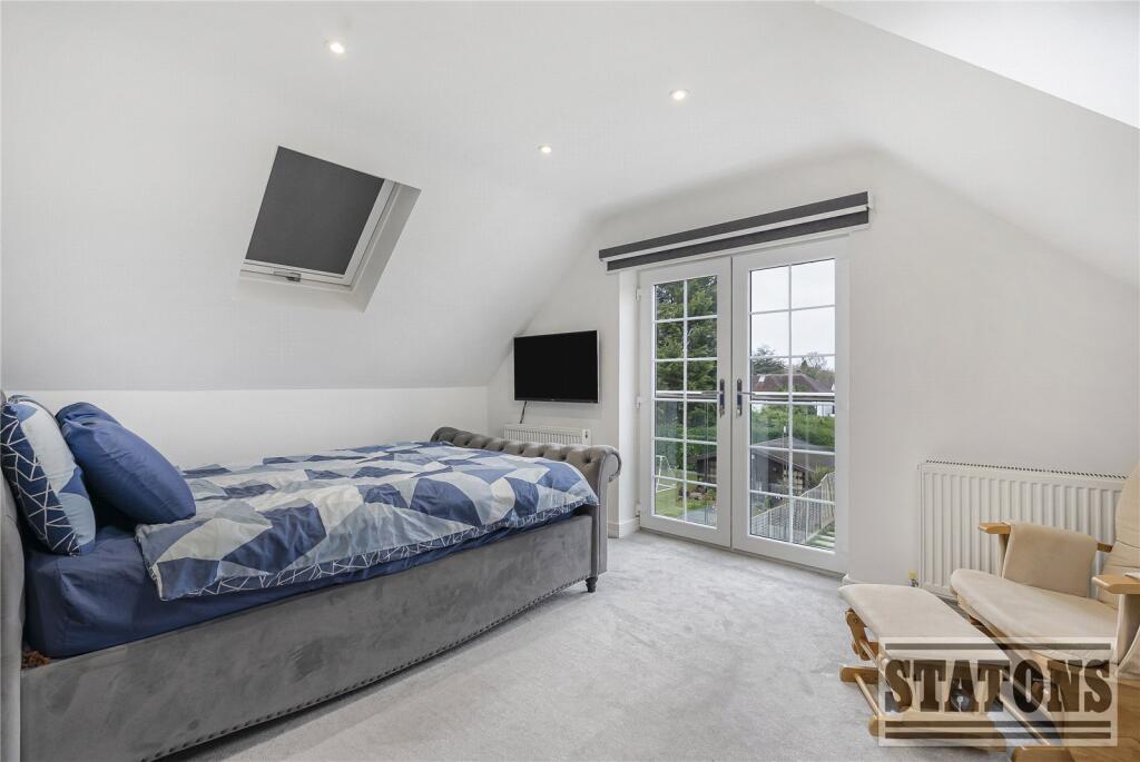 Additional image 24 of Upland Drive, Brookmans Park, Hatfield, Hertfordshire, AL9