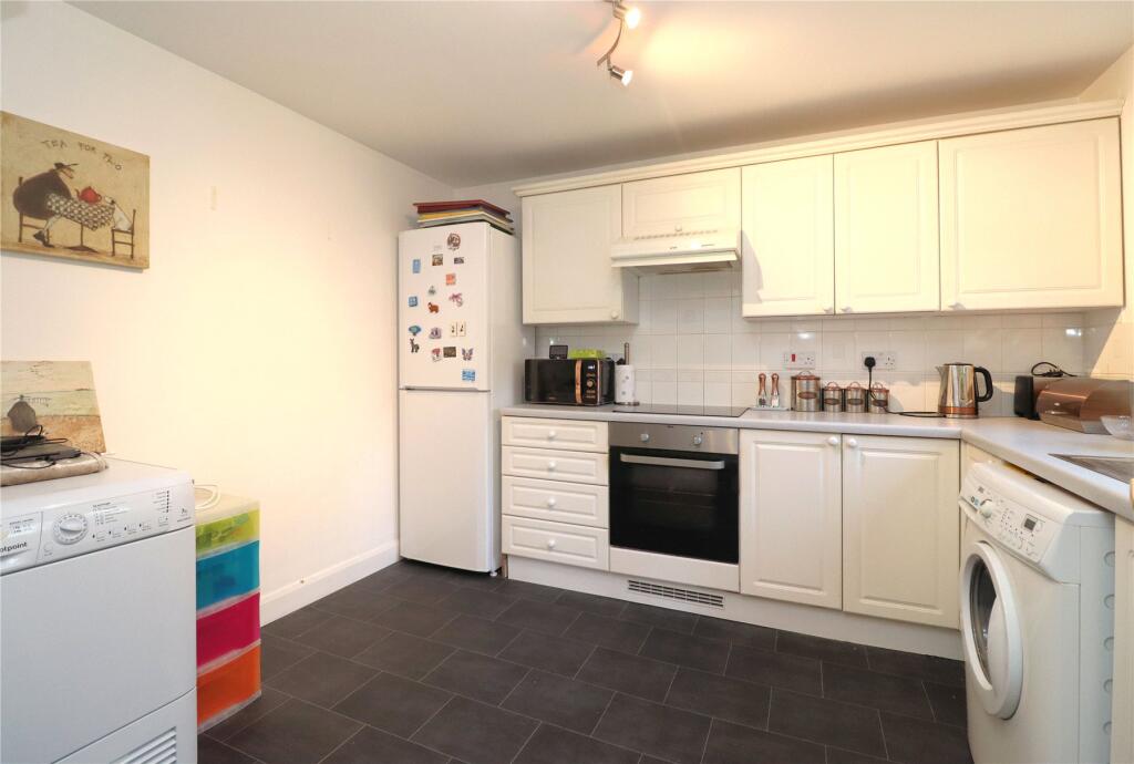 Hoebrook Close, Woking, Surrey, GU22 - View 2