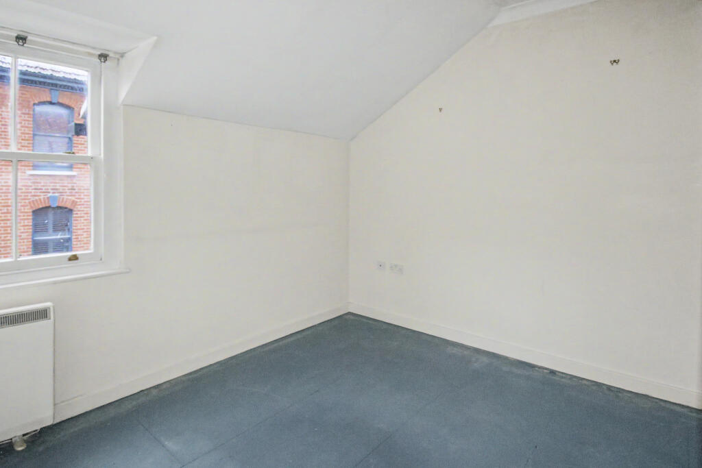 Apartment in Norwich - View 4