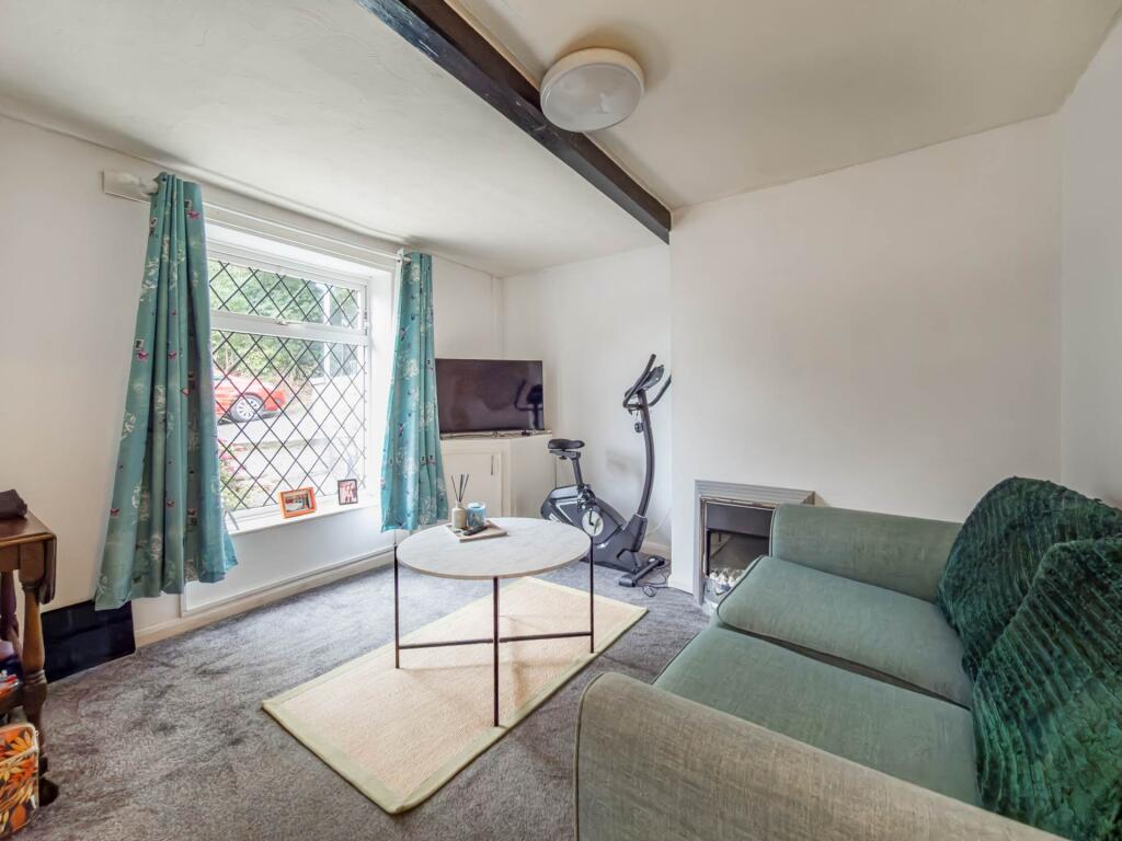 House in Wakefield - View 3