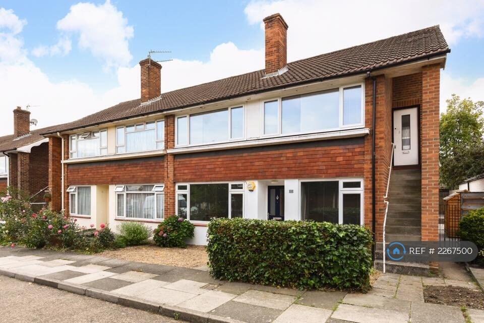 Main image of property: Raymond Close, London, SE26
