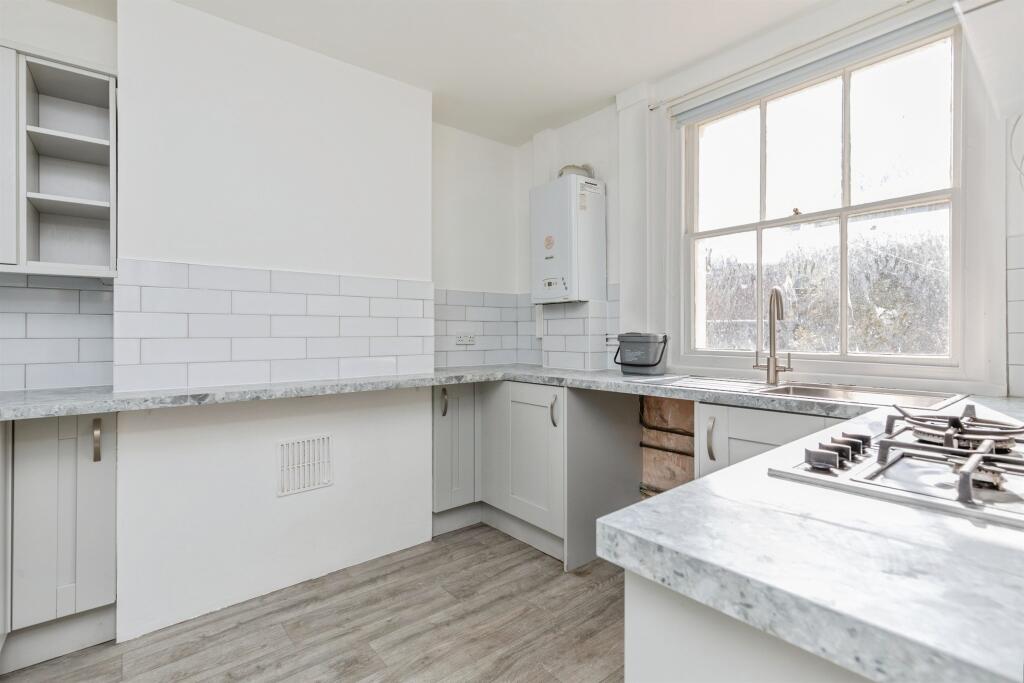 House in Hastings, Trinity Triangle, Blacklands - View 5