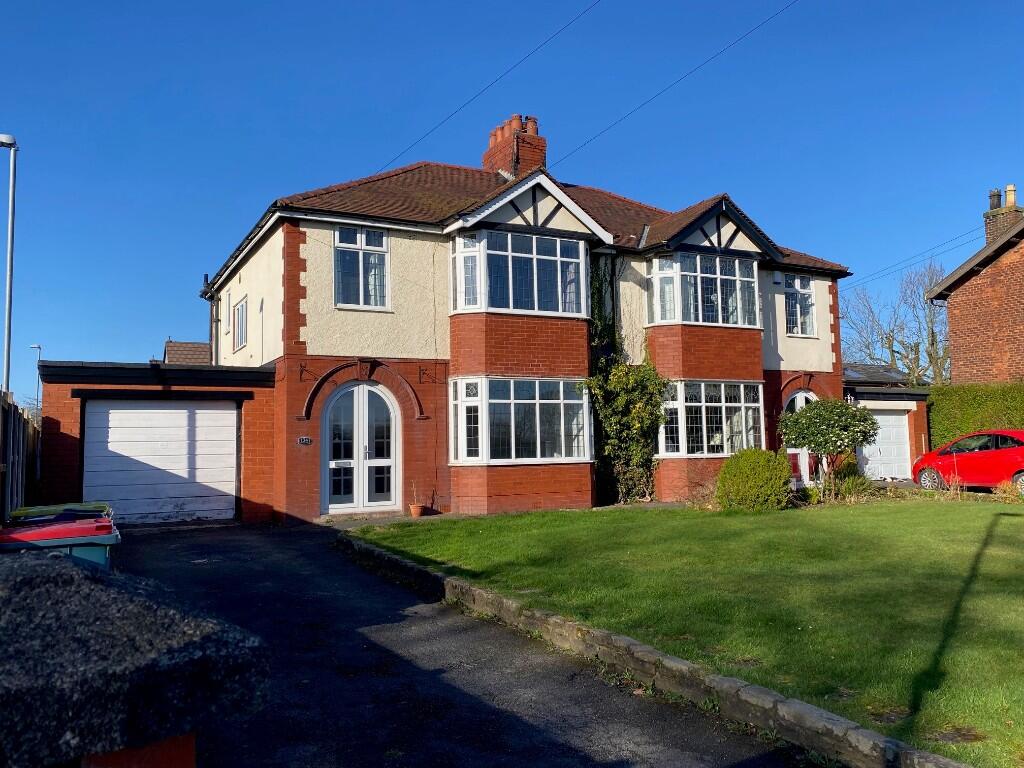 Main image of property: 124 Hoyles Lane, Preston, Lancashire, PR4 0NB