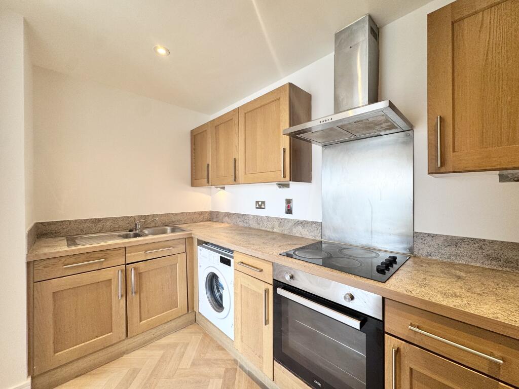 Apartment in Ipswich, Suffolk - View 5