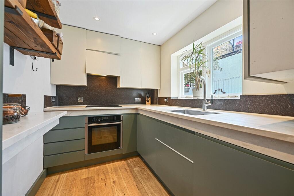 House in London, Shepherd's Bush - View 3