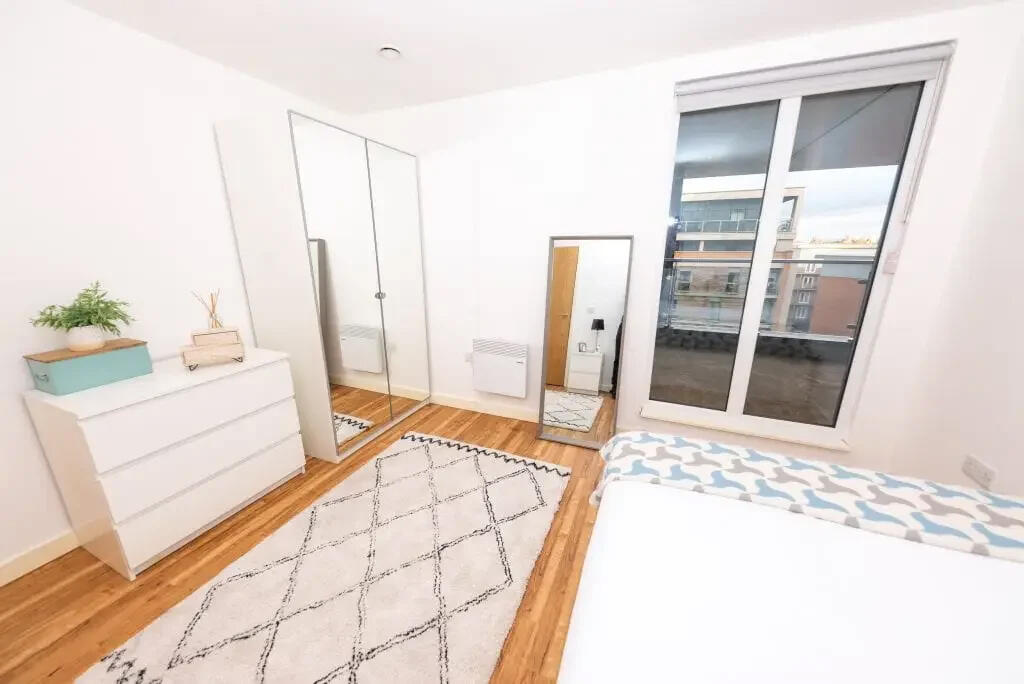 Apartment in Manchester - More
