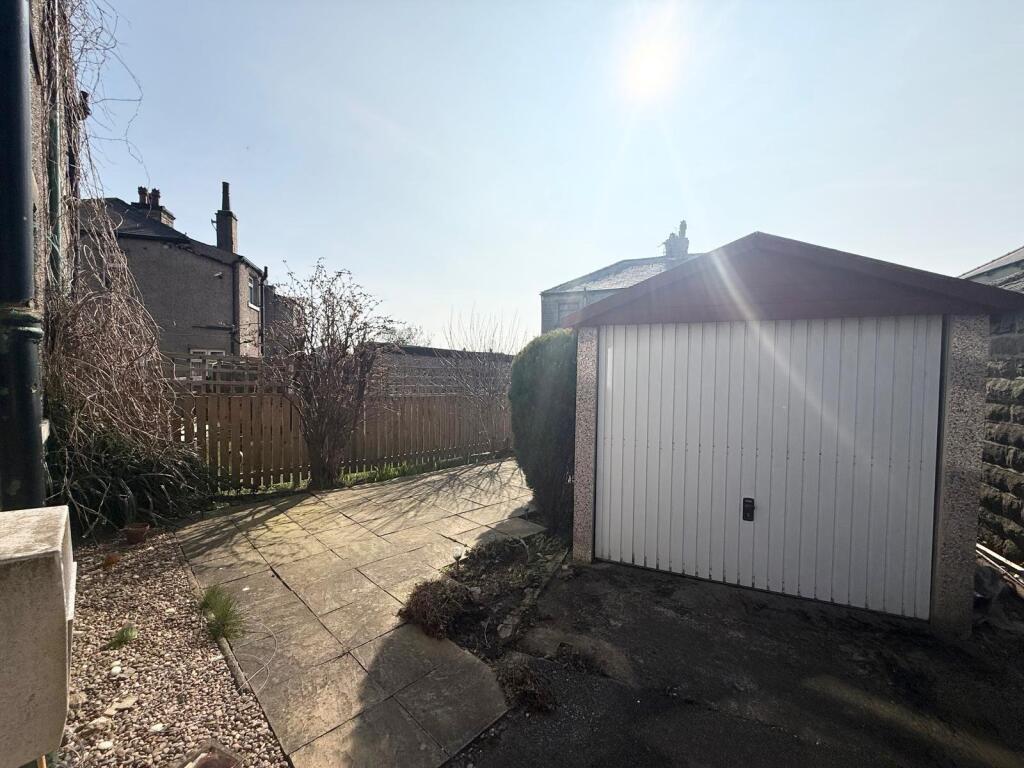 Additional image 16 of Sunnybank Avenue, Thornbury, Bradford, West Yorkshire, BD3