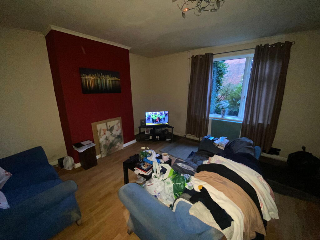 12 Ramsdale Street, Chadderton, Oldham, OL9 9HJ photo 2