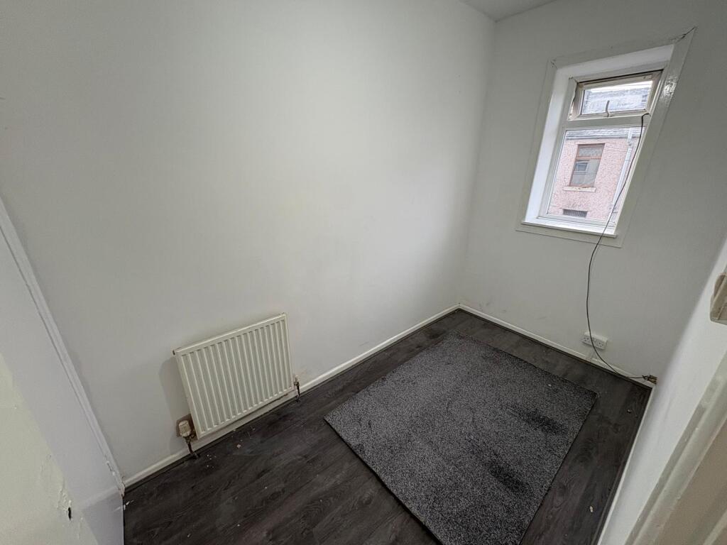 House in Hyndburn, Oakenshaw - View 4
