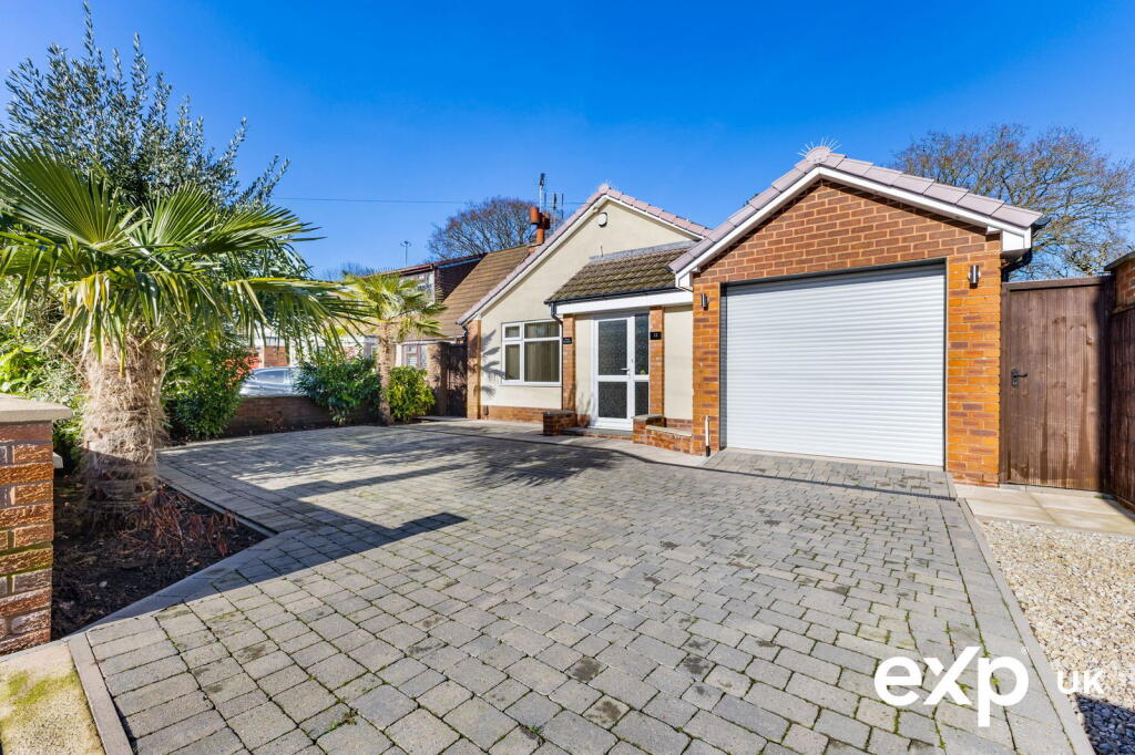 3-bed detached on Oakwood Drive, Ravenshead, £399,995