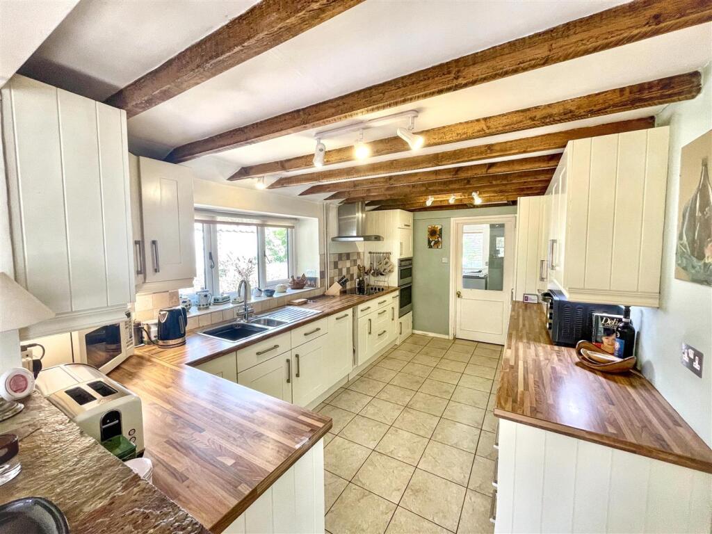 House in Bainton, City of Peterborough - View 5