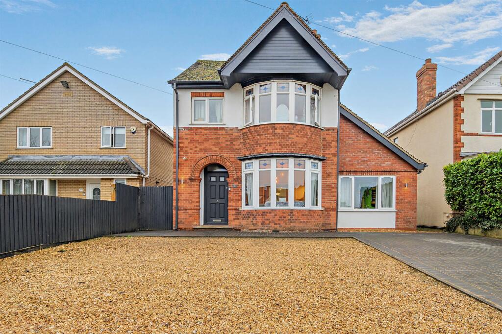 Main image of property: Halfleet, Market Deeping, Peterborough