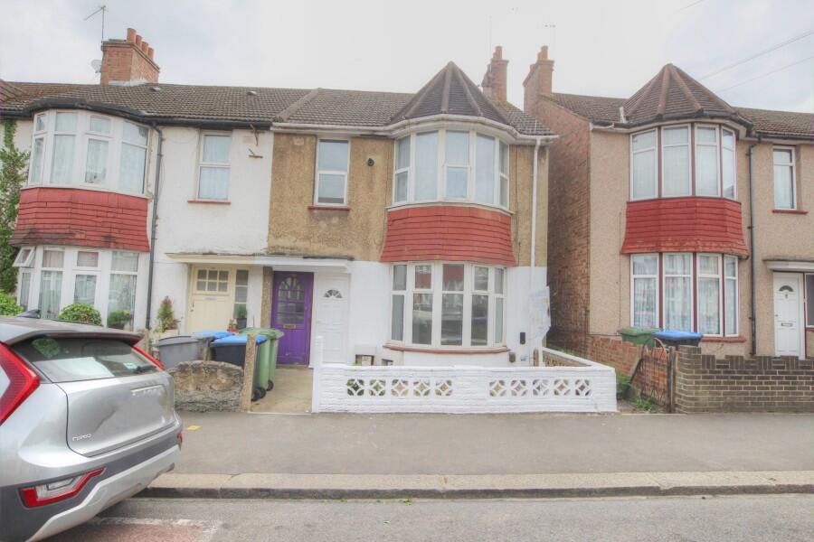 Main image of property: Fernbank Avenue, Wembley, HA0 2TR