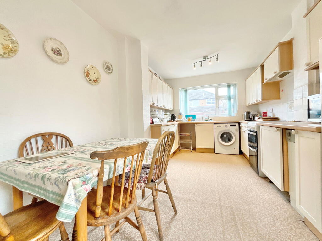 House in Sefton, Liverpool City Region - View 4