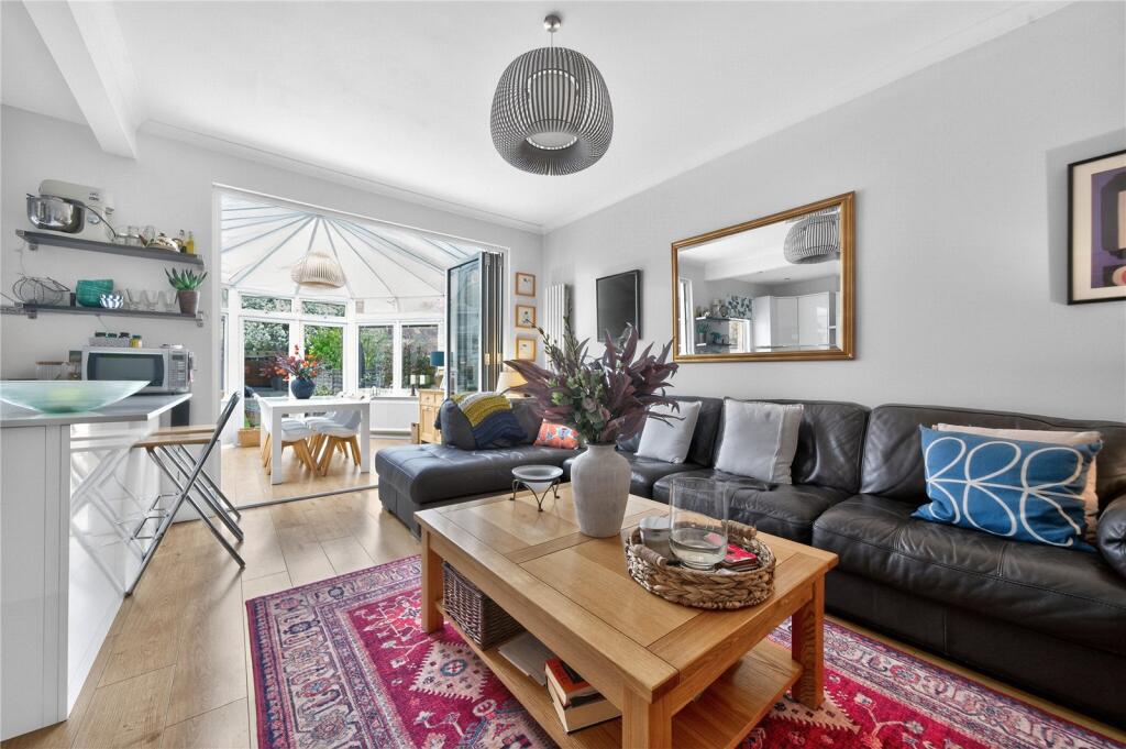 House in Enfield - View 2