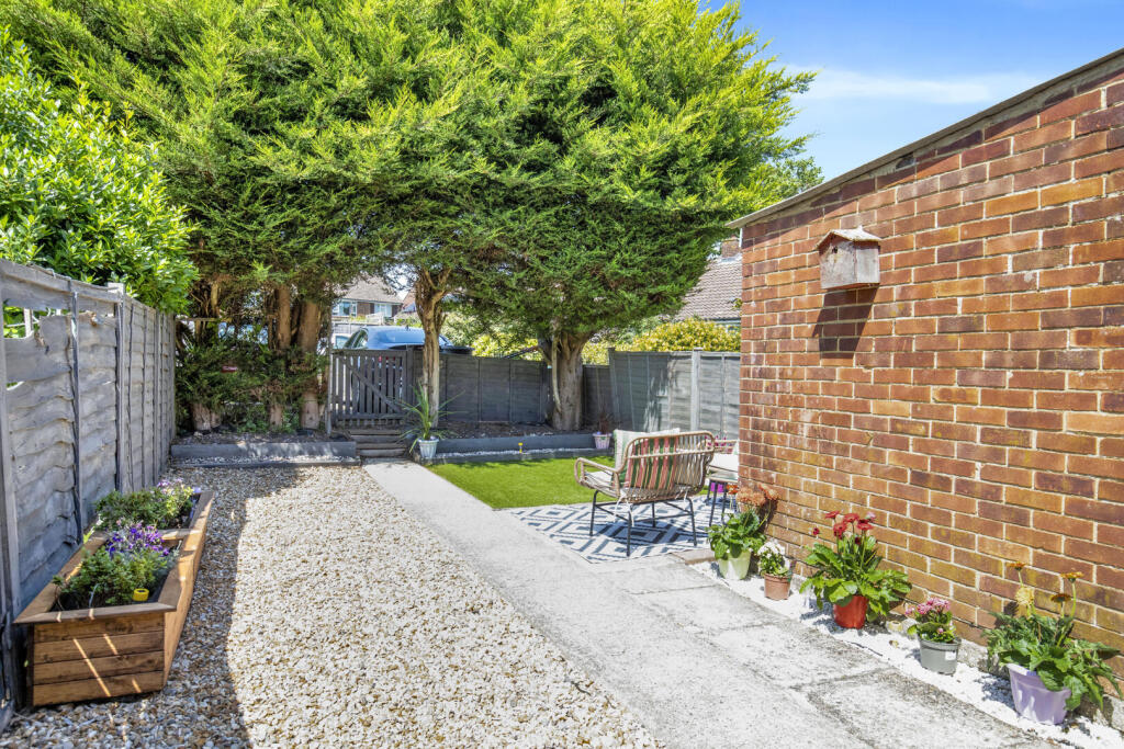 Apartment in Chichester - View 5