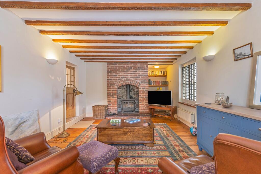 Chain Free - A Refined Coastal Home in Blakeney photo 2