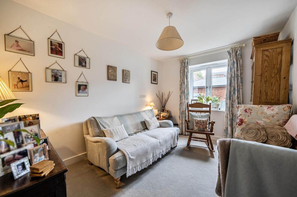 House in Southampton - View 4