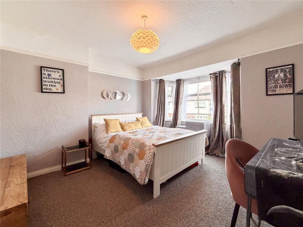 Warrenhouse Road, Brighton-Le-Sands, L22 photo 4