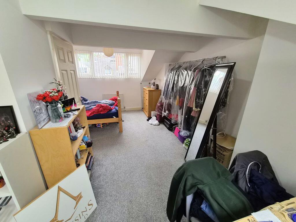 House in Leeds, Burley - View 5