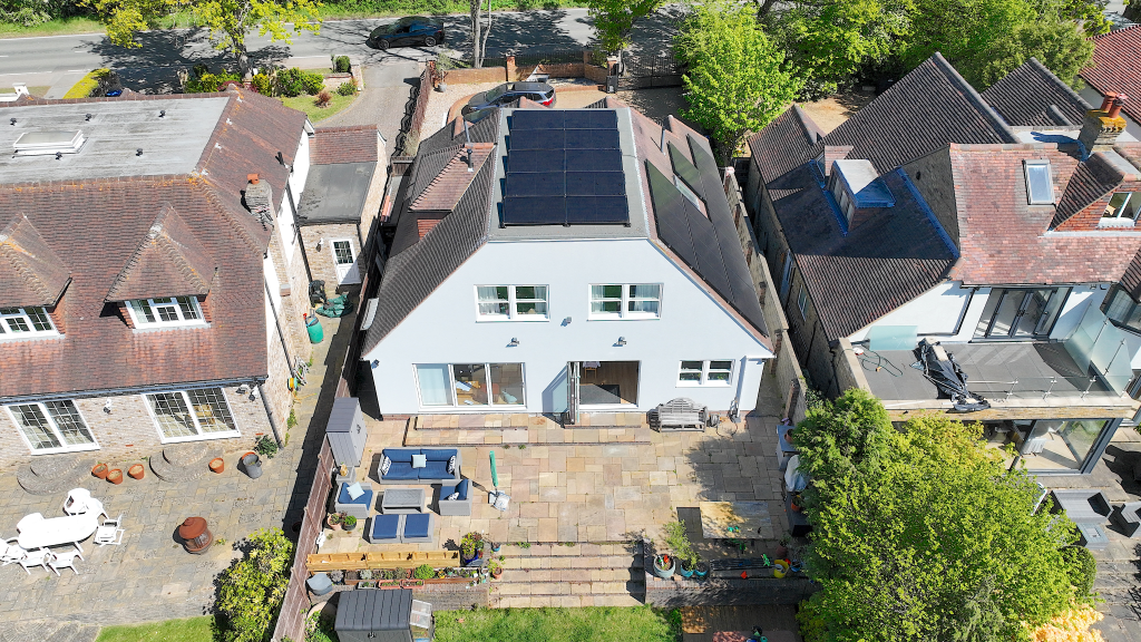 Main image of property: The Ridgeway, EN6