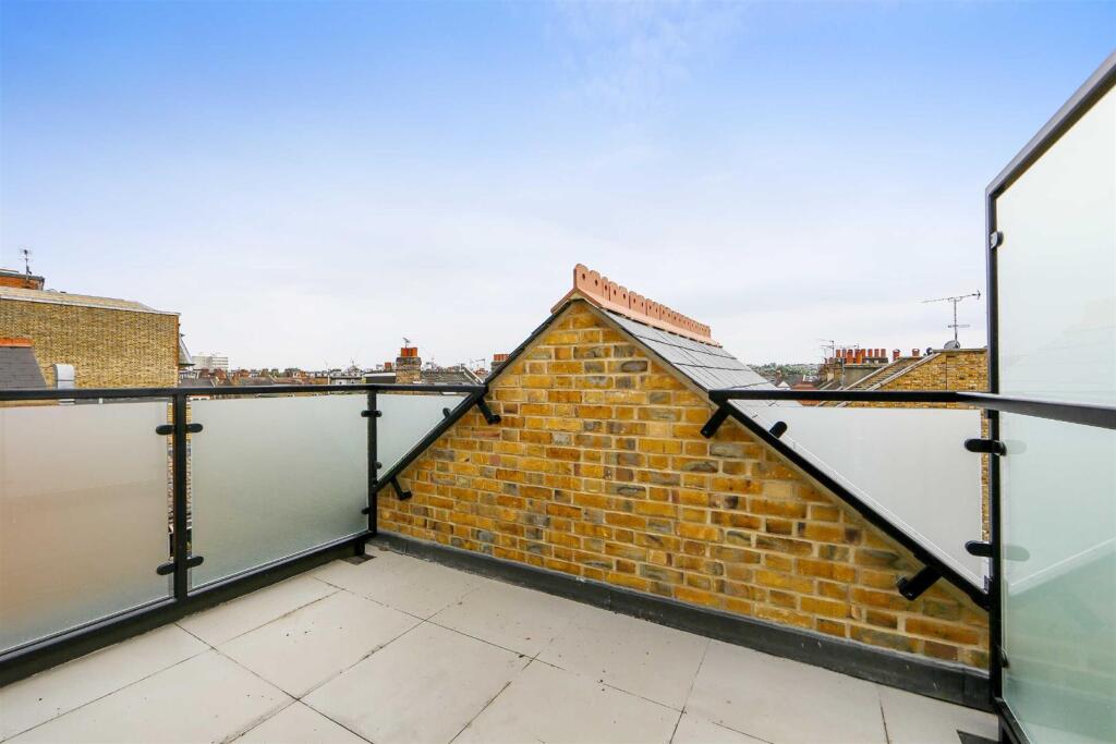 Main image of property: Lower Richmond Road, Putney