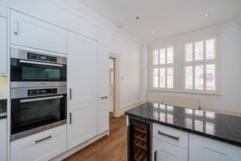 Apartment in London - View 4