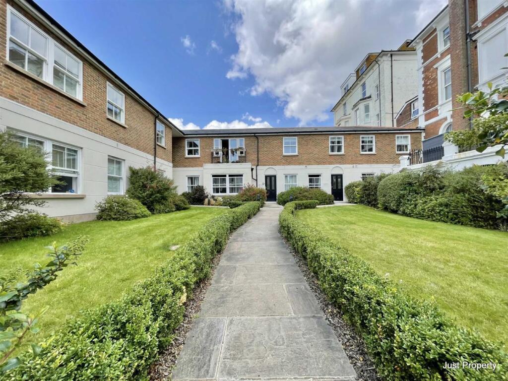 Apartment in St Leonards-on-sea, Bohemia - View 4