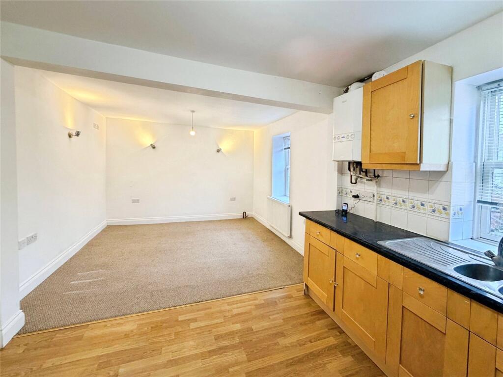 Main image of property: High Street, Deal, Kent, CT14