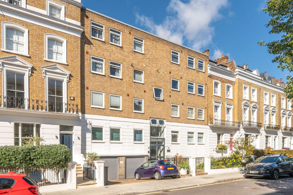 Apartment in London - View 2