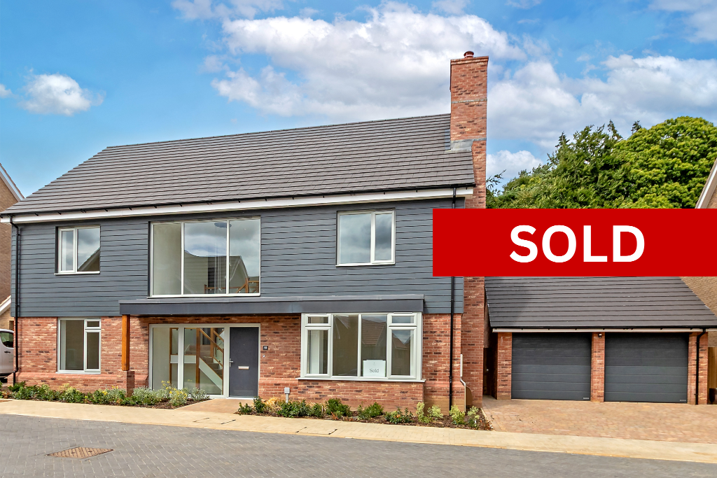 Main image of property: CHEQUER TREE WAY,
Maulden,
MK45 2PW