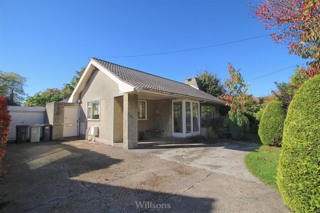 Main image of property: Lincoln Road, Skegness