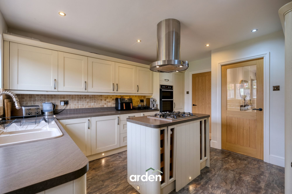 Additional image 6 of Green Hill Close, Lickey End, B60