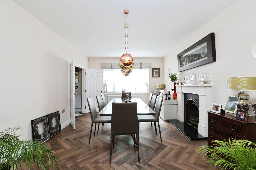 House in Slough, Gerrards Cross - View 5