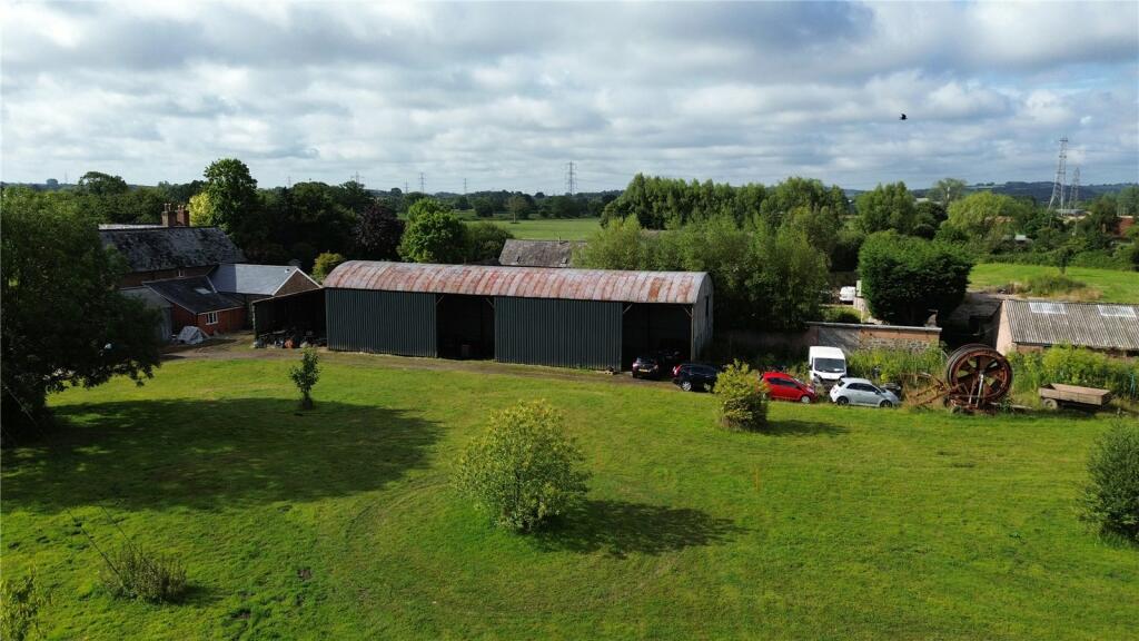Barns At Hayne Barton Farm House, Devon, EX15 photo 5