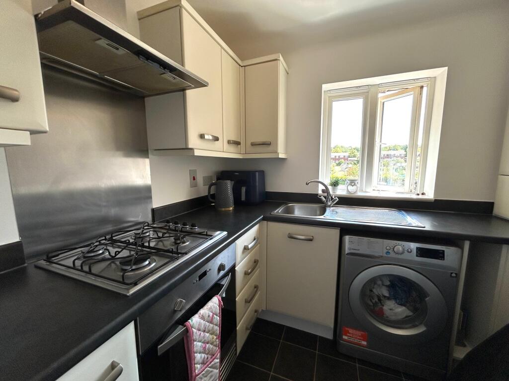 Apartment in Stony Stratford, City of Milton Keynes - View 5