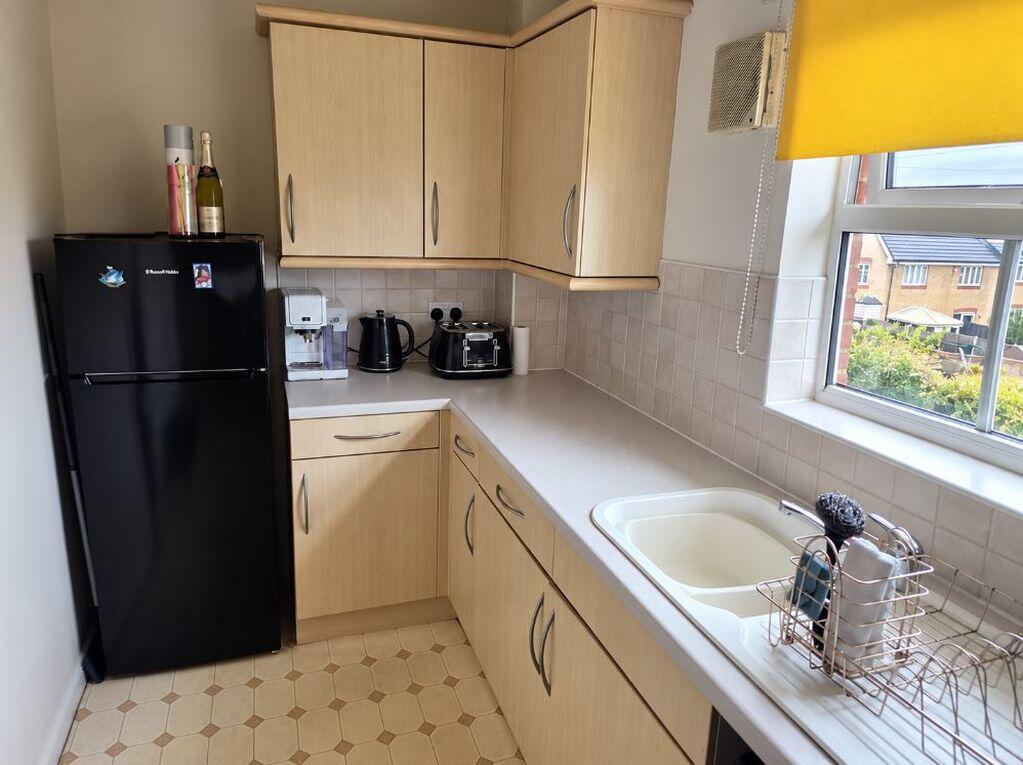 Apartment in Chafford Hundred, South Stifford - View 2