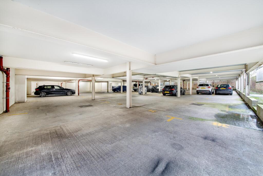 Studio house on Parking Spaces, Stewarts Lodge, 217 Stewarts Road, London, SW8, £135,000