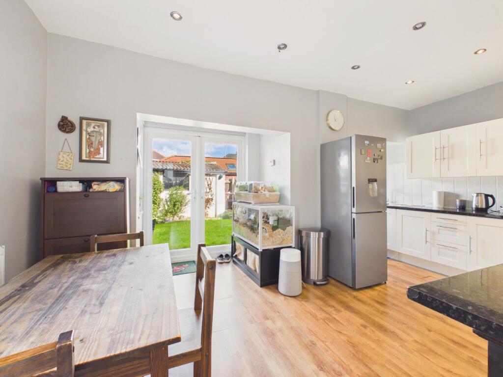 House in Kingston upon Hull, Newland - More