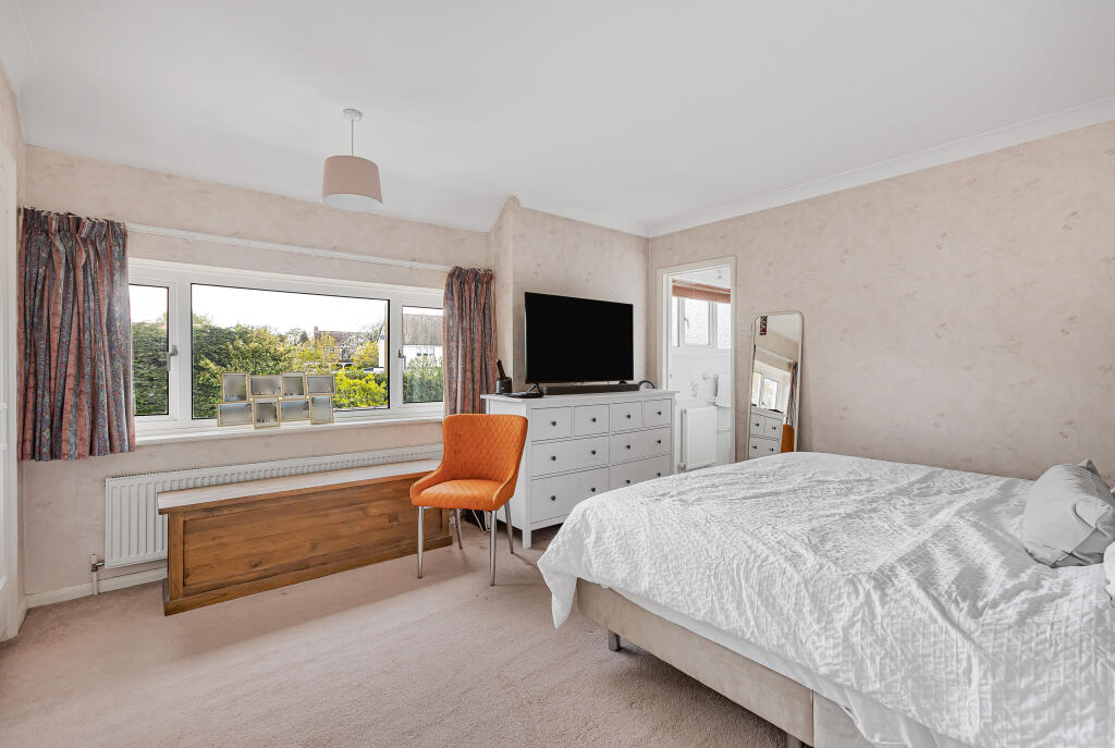Additional image 11 of Collens Road, Harpenden, AL5