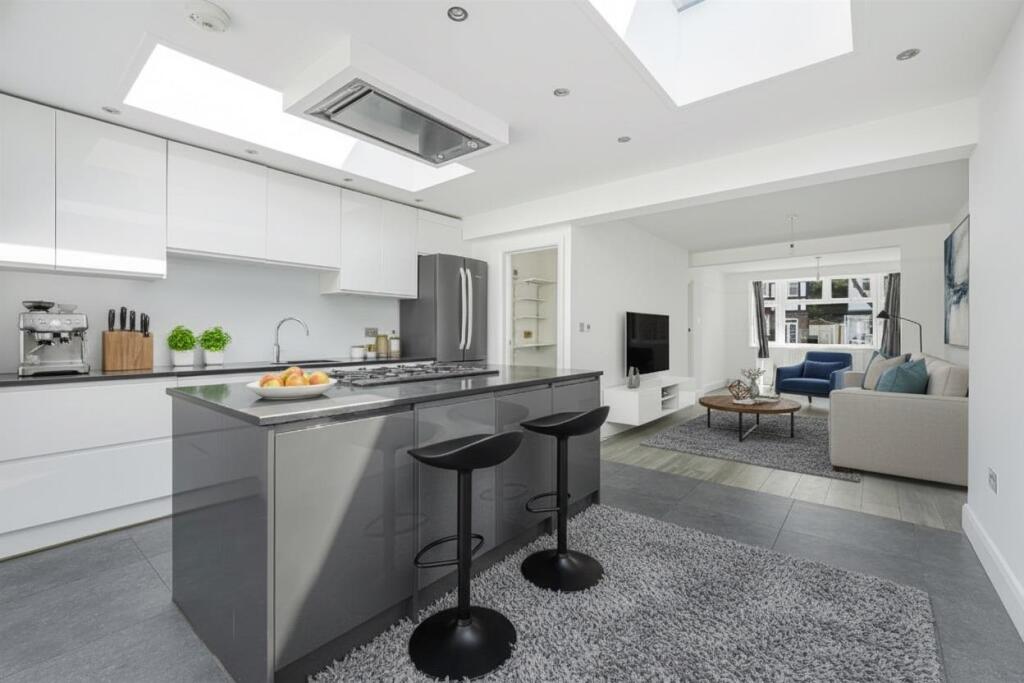 Main image of property: Bargate Close, Motspur Park