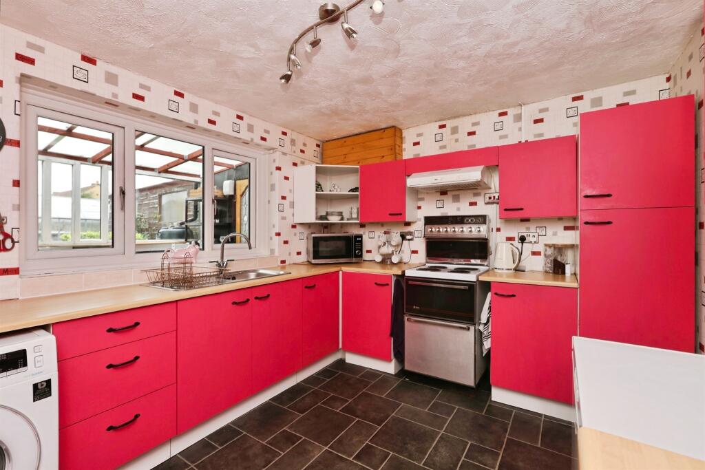 House in Sheffield - View 4