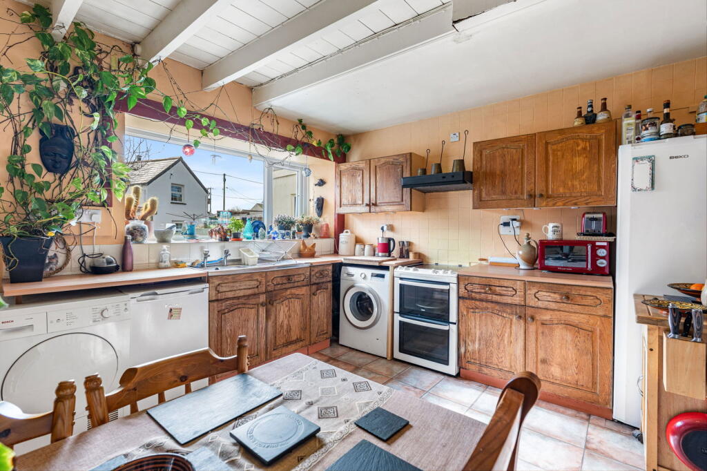 86, Pengelly, Delabole PL33 photo 3